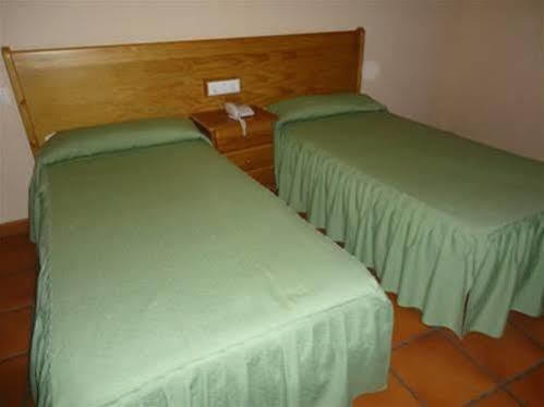 Hostal Infantes Toledo Luaran gambar